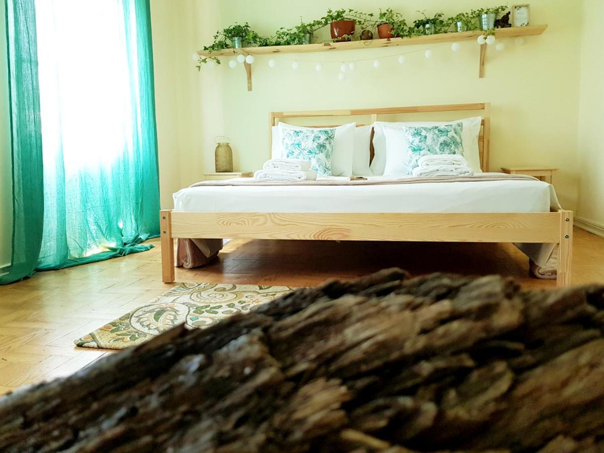 Bed & Breakfast Element Costa da Caparica
